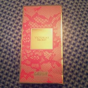 😍Victorias secret crush paper purfumes😍